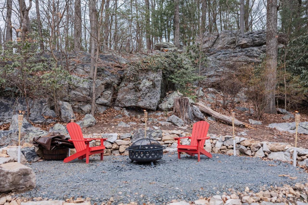 Cowry Acres - 11 Acre Enchanted Retreat, Hot Tub 뉴 호프 외부 사진